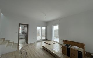 Duplex 4 camere - aproape de drumul principal - Mosnita Noua - Poză 3