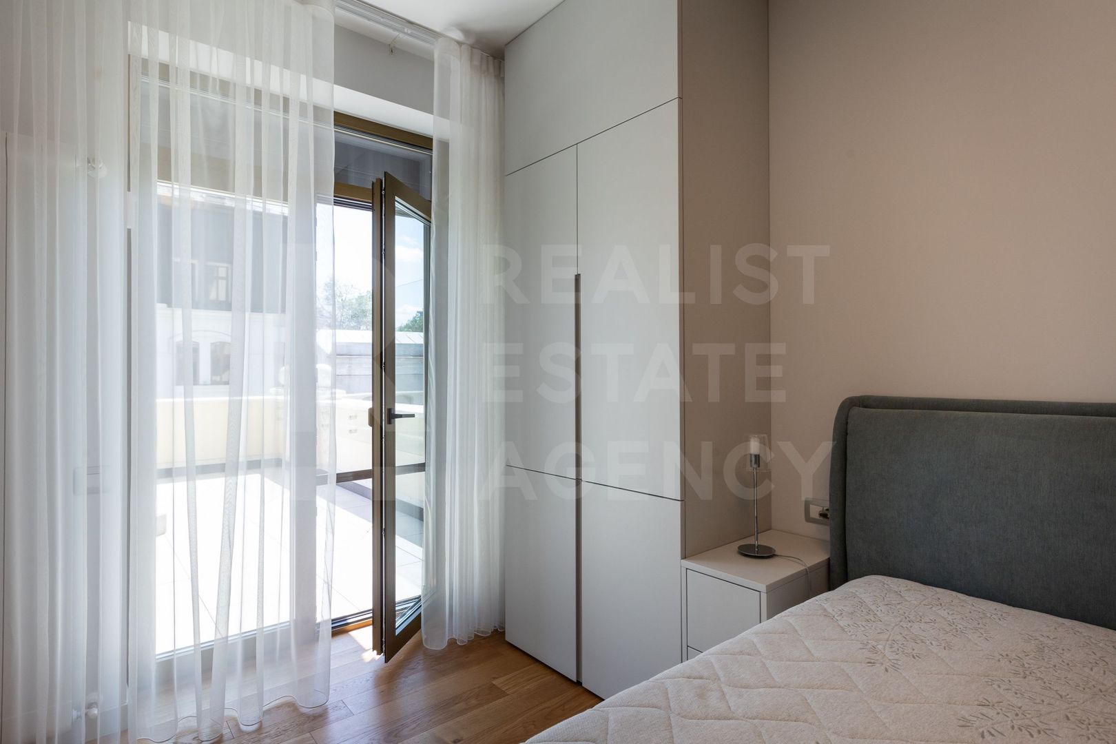 Vânzare, apartament cu 3 odăi și terasă, în Centrul Diplomatic, Perla - Poză 8