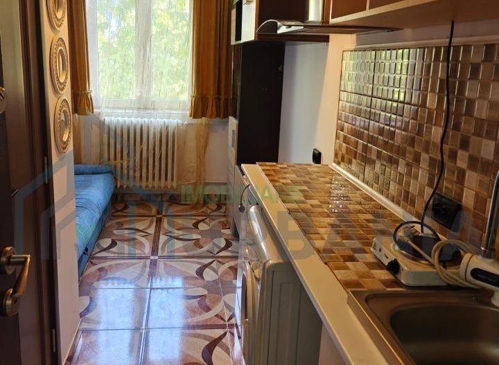 # închiriez camera camin 12 mp wc dus în casa zona bularga - Poză 1