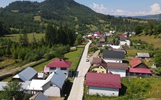 Casa in constructie 150 mp construiți și teren 1.330 mp – Doroteia - Poză 4