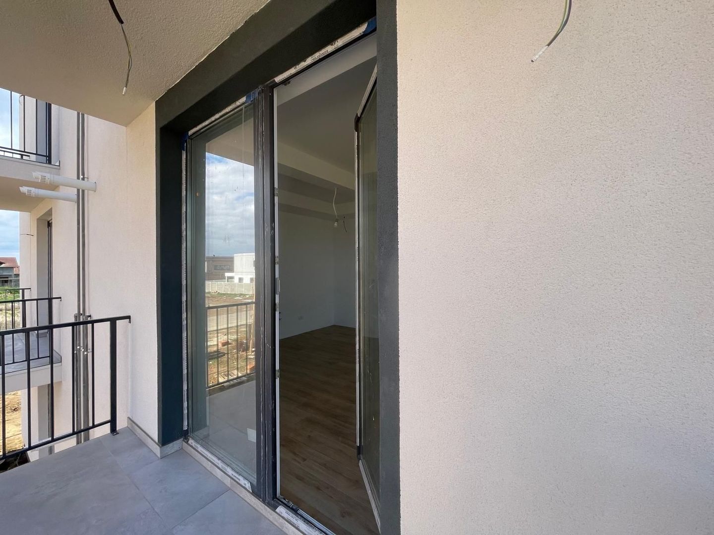 Apartament 2 camere 58mp + balcon 5mp - 73.900€ - Mosnita - Poză 8