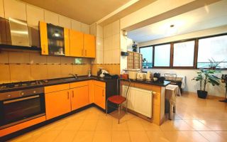 Casa, Drumul Muntenilor, 322mp utili, 496mp teren. - Poză 15