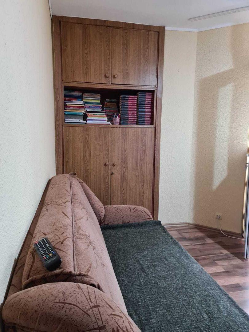 Apartament 2 camere de inchiriat, luminos, Bulevardul Ghencea - Poză 2
