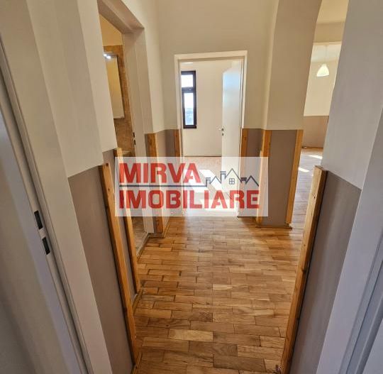 🏢 Spațiu de birouri – 5 camere, 3 băi – Etaj 1 vilă, Zona Centrală - Poză 25