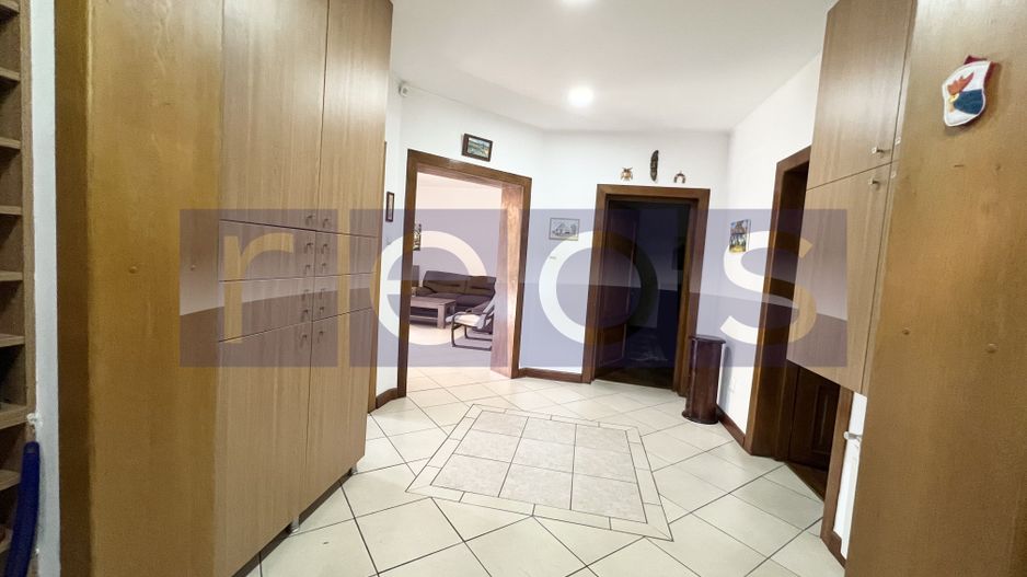 VANZARE 3 CAMERE | PARTER CASA INTERBELICA | 2 CURTI PROPRII | ZONA BELVEDERE - Poză 11