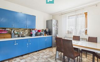 Casă cu 2 camere nou renovată cu anexă în Nădab - Poză 2