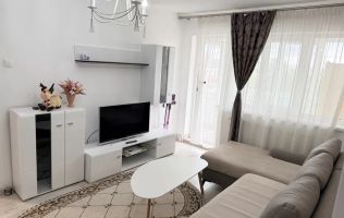 2c, Tatarasi-Pta Chirila, etaj 4/10, renovat complet!