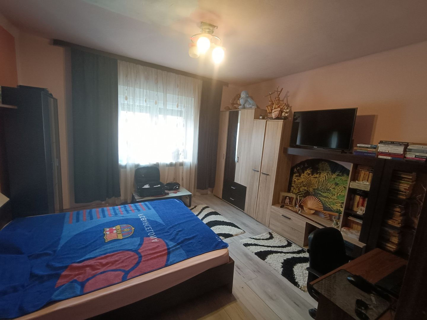 Casă de vanzare cu 4 camere 107 mpu pivnita anexe curte gradina Sebes - Poză 1