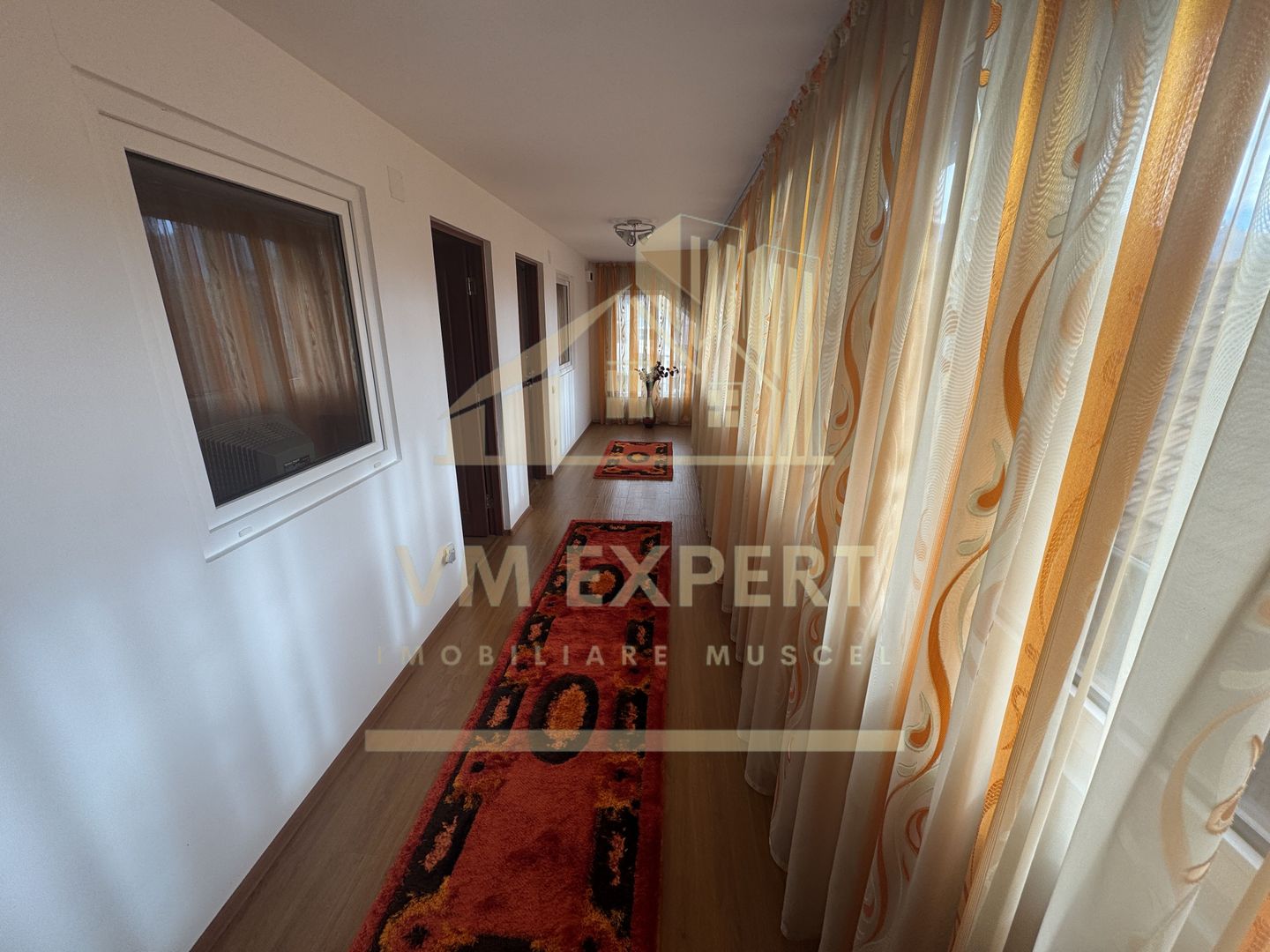 VILA 5 CAMERE, TEREN 600 MP, RUCAR - Poză 11