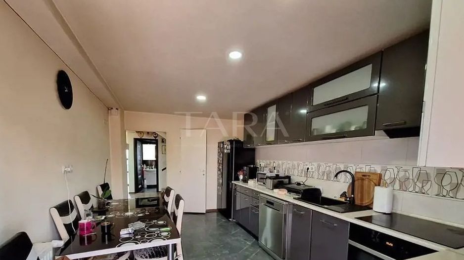 Duplex spațios în zona Edgar Quinet . - Poză 4