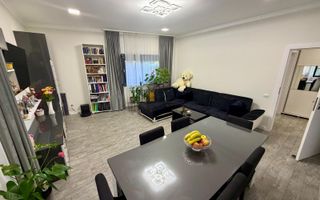 Apartament decomandat deosebit 3 camere 2 bai bloc 2020 cu parcare - Poză 2