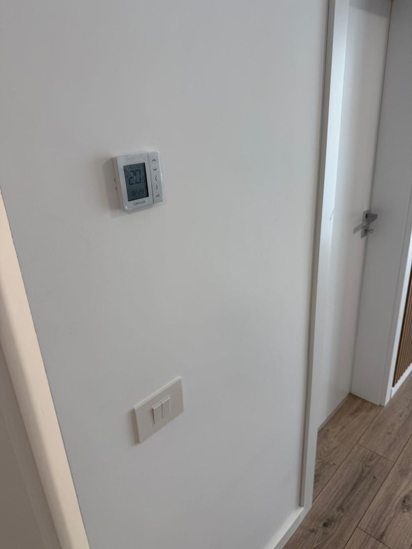 Apartament 2 camere la parter inalt de vanzare in Prima Arena - Poză 7