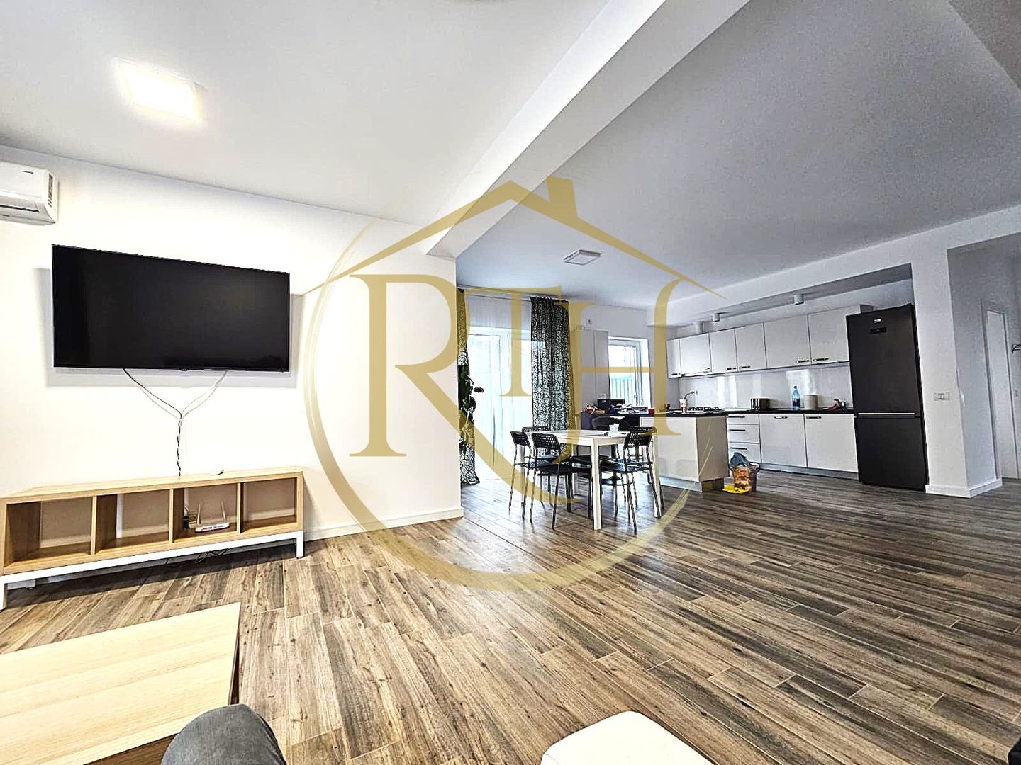 Duplex modern cu 4 camere de închiriat în Moșnița Veche in cartier Serena - Poză 3