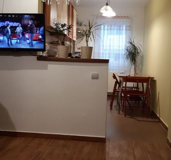 Vand apartament cu 2 camere NU GARSONIERA dubla si loc de parcare - Poză 4