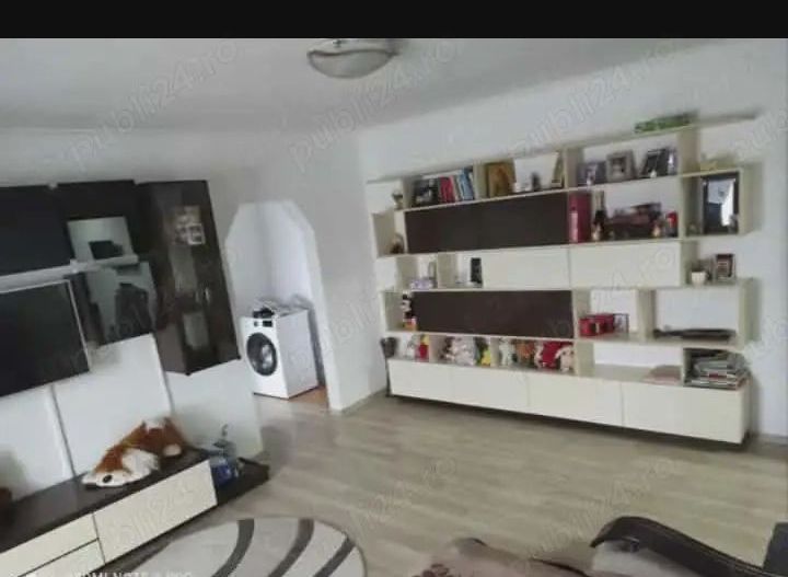 BRASADAS vinde ap 3 cam etaj 3/4 in Micro 16. - Poză 9