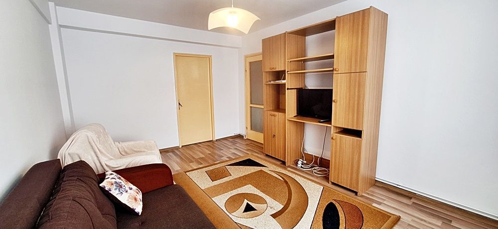 Centru, lăngâ Filarmonica, apartament cu 2 camere mobilat și utilat 400 euro/lun - Poză 5