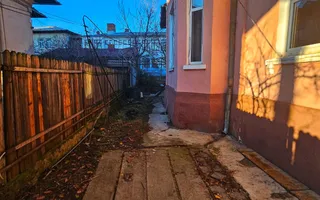 Casă cu arhitectură interbelică, 5 camere, teren 409 mp – Central - Poză 50
