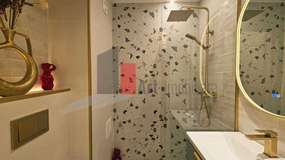 APARTAMENT  DE 2 CAMERE - Poză 5