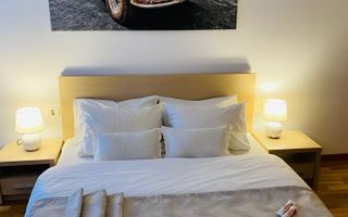 Apartament cu 3 camere si loc de parcare subteran - Poză 8