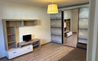 Garsoniera cu curte proprie (50 mp), zona Sincai parc Tineretului S248 - Poză 1