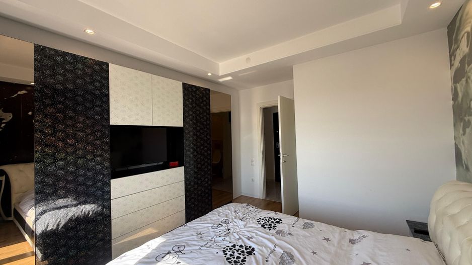 COSMOPOLIS - Apartament cu 2 camere, mobilat si utilat. - Poză 8