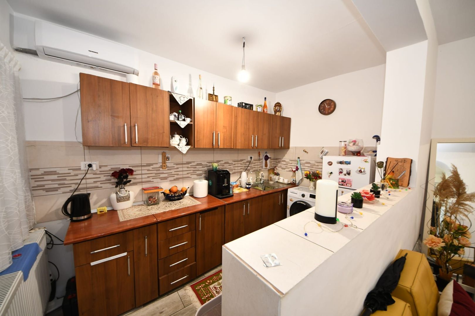 De vanzare casa cu 3 apartamente + anexa 75 mp, Comision 0% - Poză 9