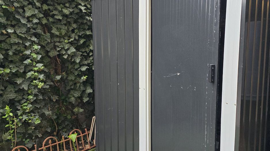 Apartament 2 camere ultrafinisat  cu gradina de 40 m2  zona Tautului - Poză 14