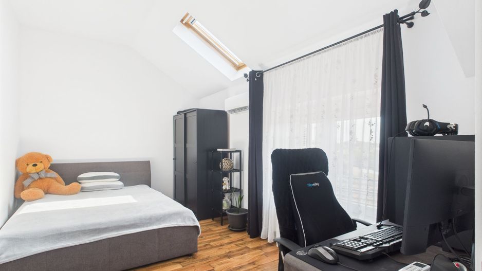 Apartament deosebit cu 3 camere , zona Fratelia - Poză 5