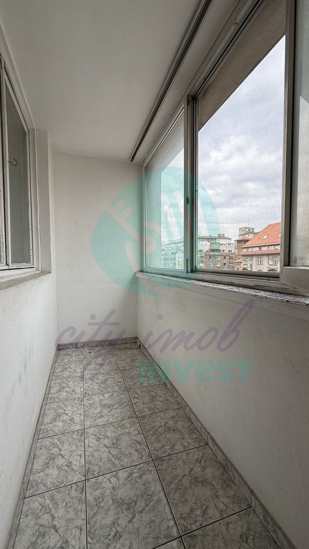 4 camere ultracentral | Universitate – Romană | Ideal locuire sau investiție - Poză 13