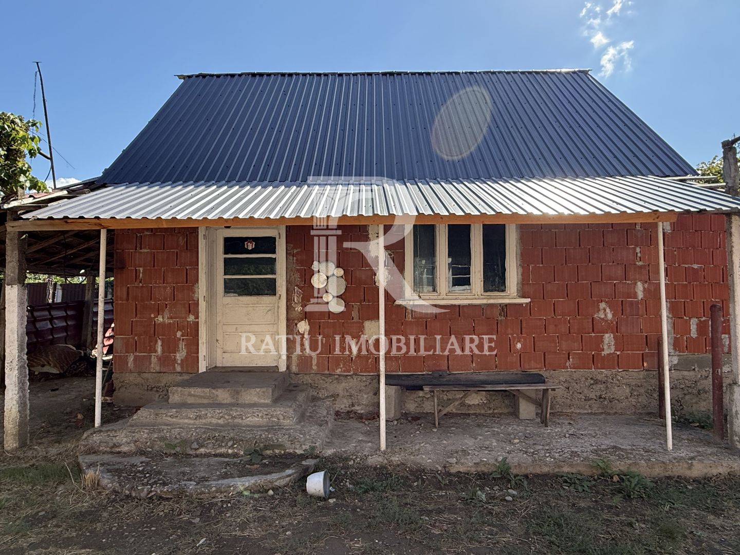 Casa Demolabila | 1995mp teren | Posoloaca | Bihor - Poză 1