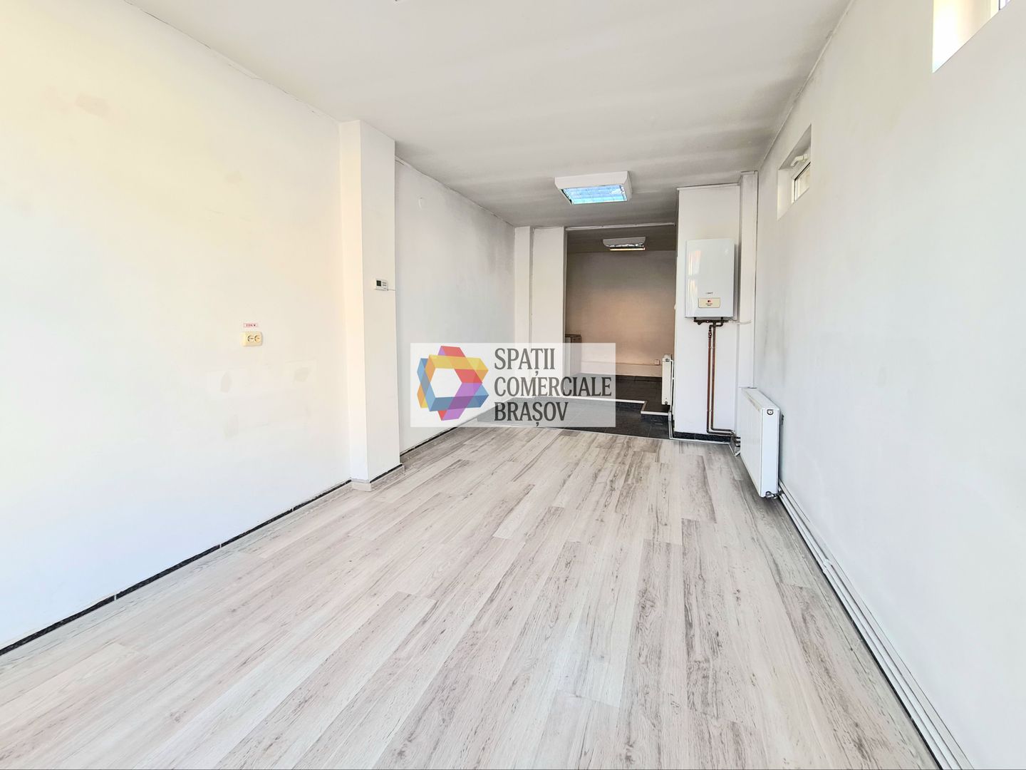 Spatiu birouri de închiriat Brasov - 27 mp # spatii-comerciale-brasov.ro - Poză 3