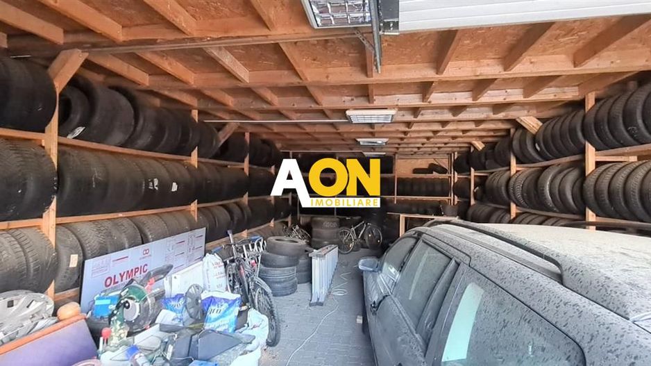 Casa pentru 2 familii, 7 Camere, 2 Garaje, 1500MP Teren - Poză 5