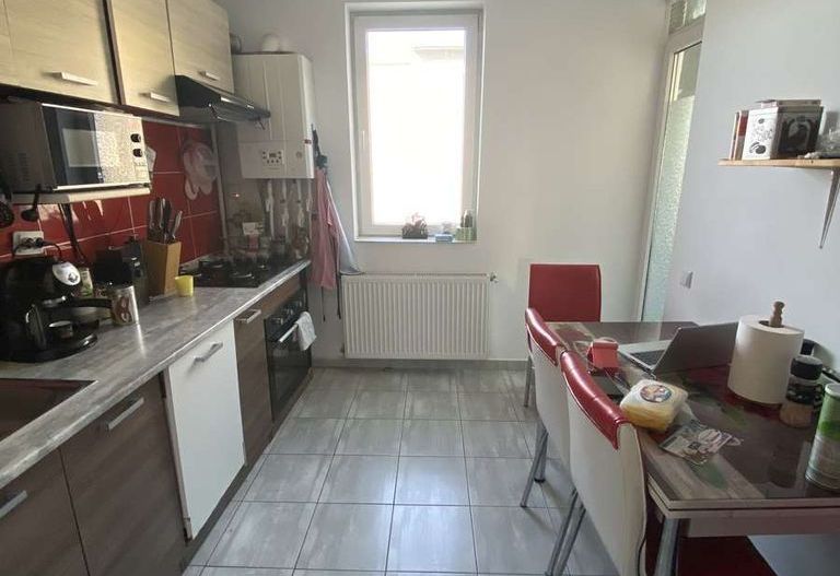 De vanzare apartament 2 camere, Pucheni/Rahova - Poză 2