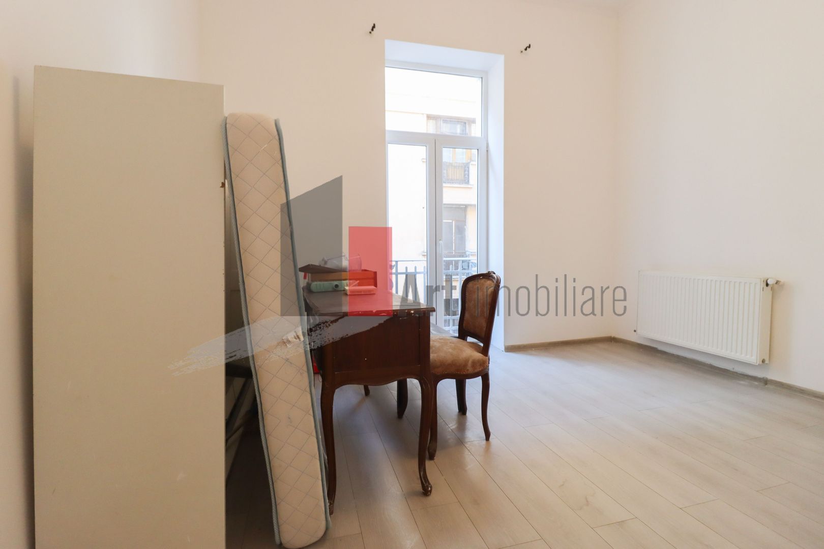 Apartamentul "REHEGUA" , stradal, bloc "REABILITAT" - Poză 10