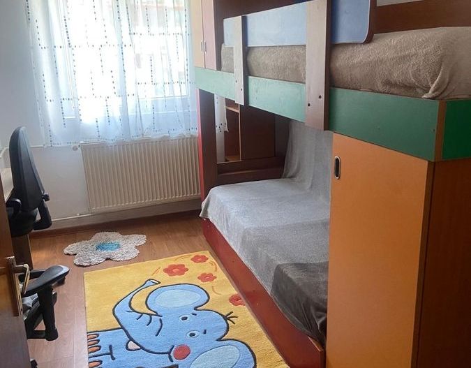 Închiriere 3 camere | 2 băi | 2 balcoane | metrou Valea Ialomiței - Poză 3