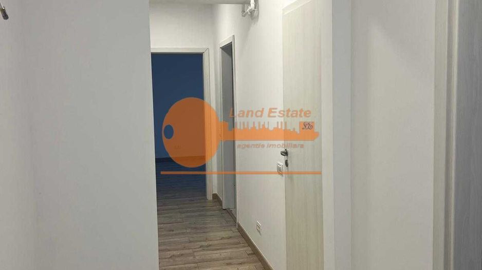 Exigent Plaza Rezidence/3 cam/pentru Activitate Comerciala sau Locuit - Poză 3