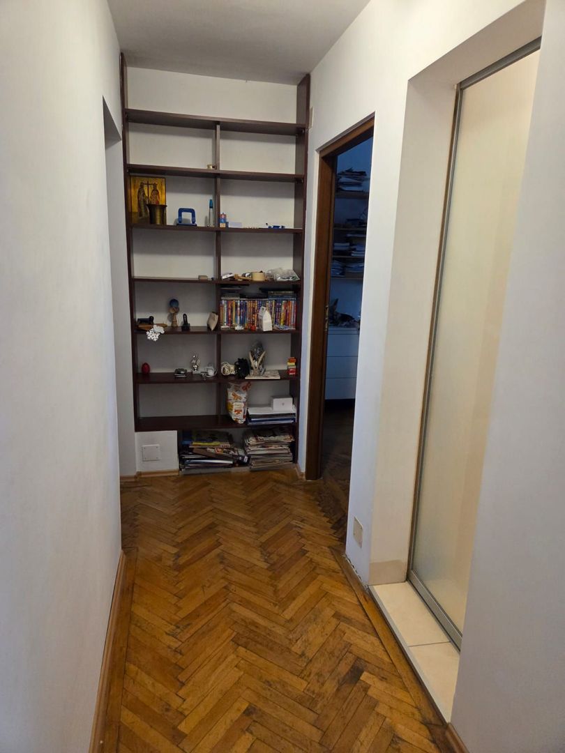De vanzare apartament 3 camere Drumul Taberei - Poză 13