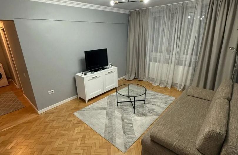 Brancoveanu | 2 Camere | Etaj Intermediar | Renovat Recent. - Poză 2