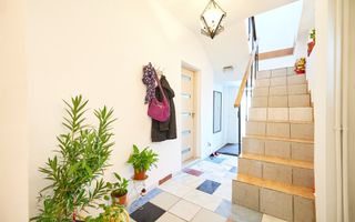 Casă cu 4 camere si curte | zona Regie | teren 252 mp - Poză 10