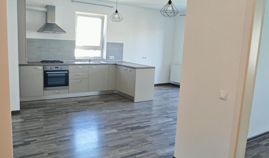 Apartanent 3 camere ,Avantgarden etaj 5, bucataria mobilata. - Poză 9