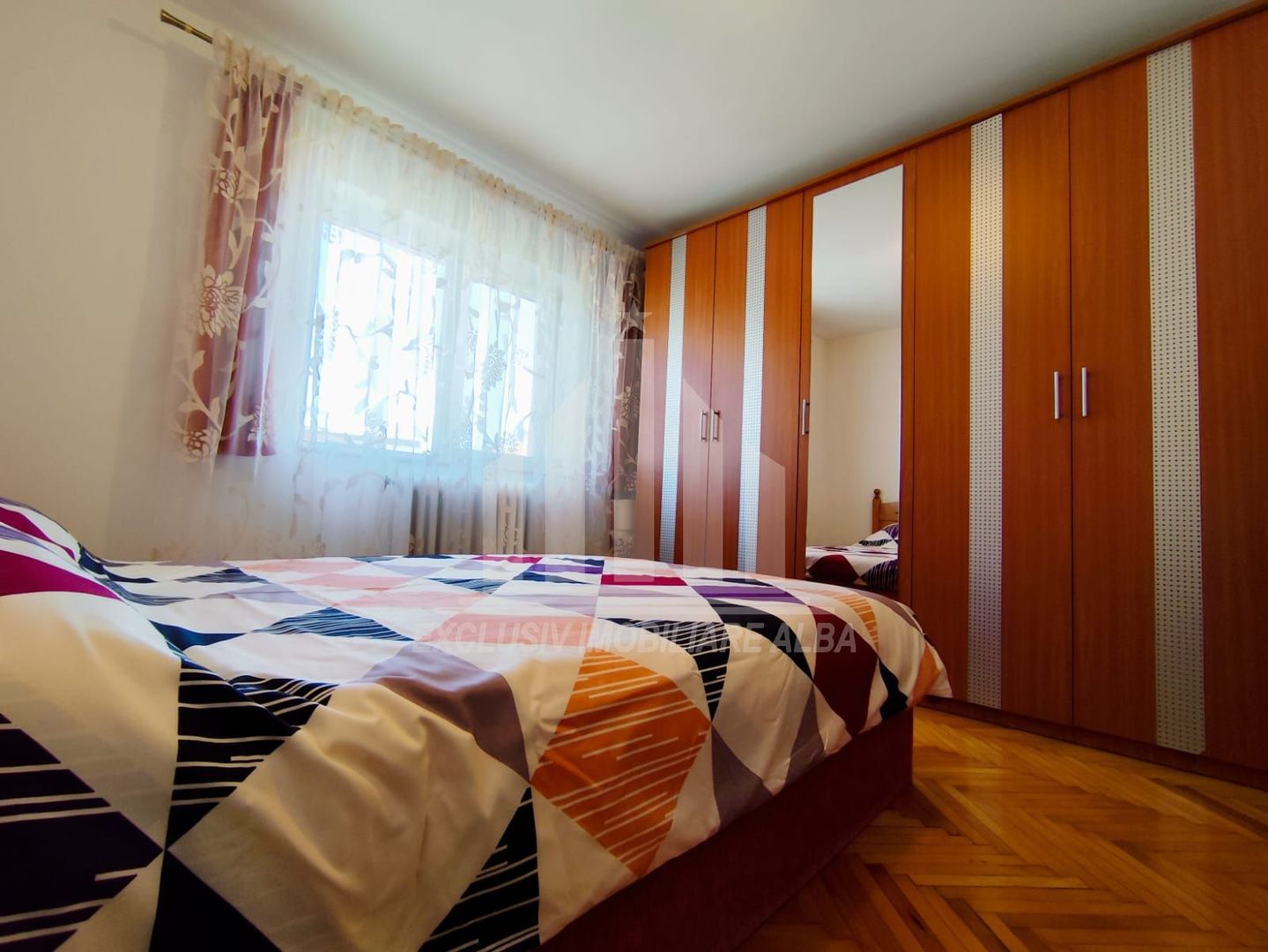 Apartament 3 camere decomandate | 64 mp | Mobilat si utilat | Cetate - Poză 7
