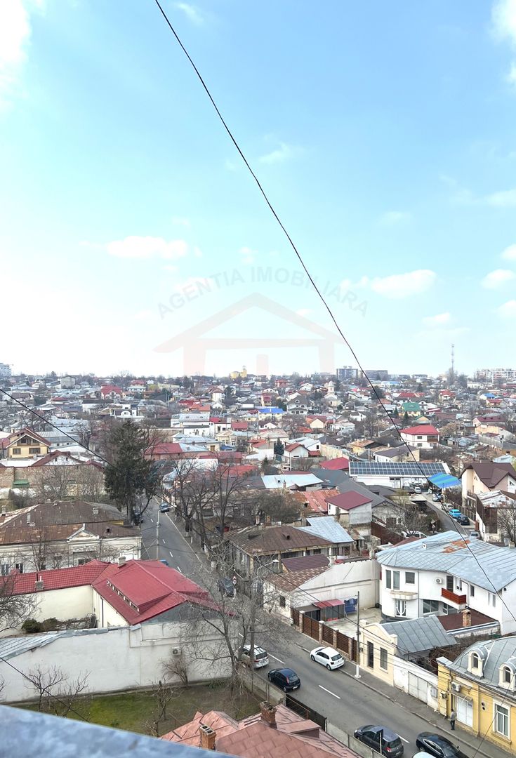 🏡 Apartament spațios 2 camere, decomandat, Mazepa – etaj 7,  lift - Poză 1