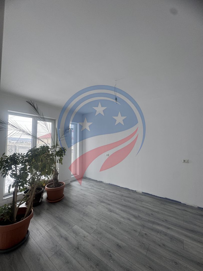 Casa noua, zona Bariera Valcii - Poză 10