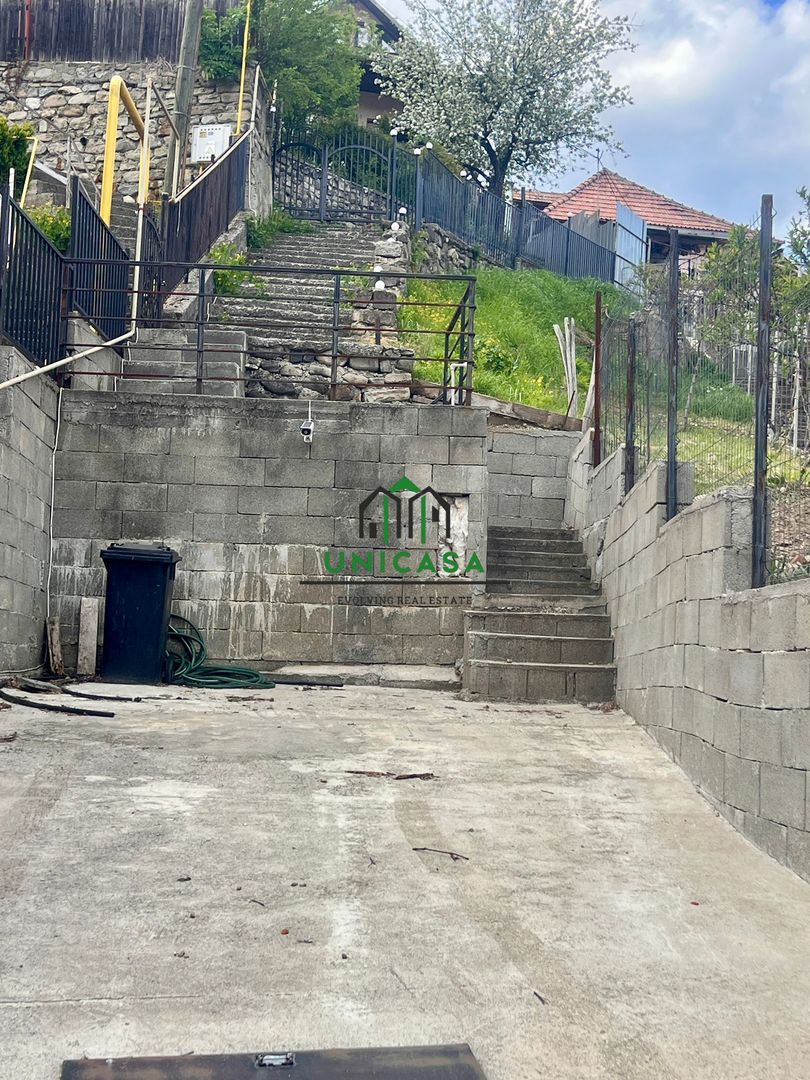 Casă de vânzare în Băile Olănești – zonă centrală - Poză 20