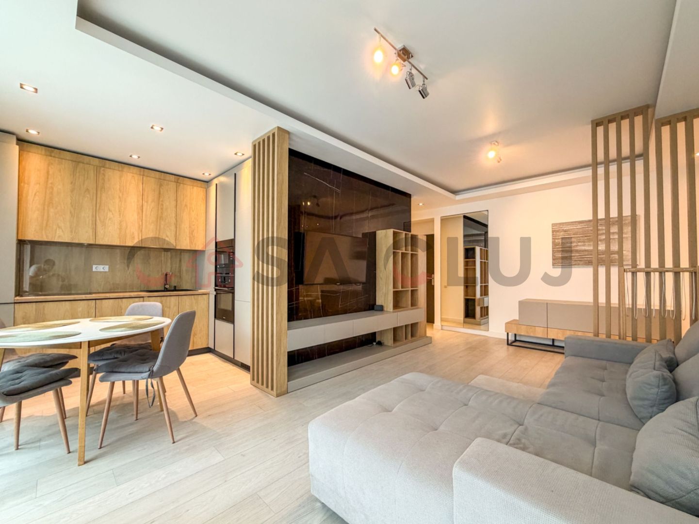 Apartament cu 3 camere, parcare subterana, zona Iulius Mall - Poză 1