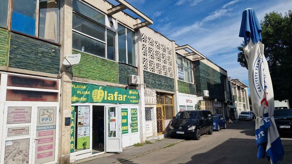 SPATIU COMERCIAL VIS-A-VIS PIATA PROGRESUL - Poză 1