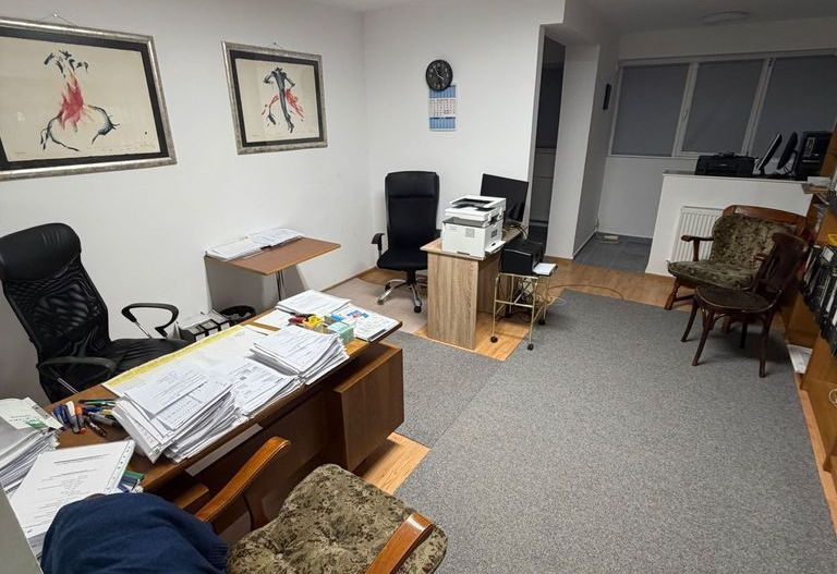 GARSONIERA SPATIOASA | BLOC 1979 | TEI - Poză 3