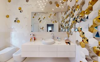 Un singur cuvant-IREPROSABILA - Poză 24