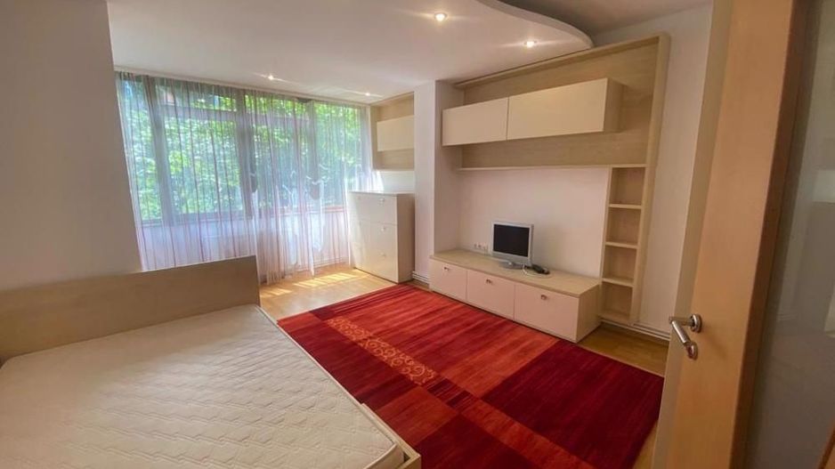 3 camere decomandat lux zona Medicina - CENTRALA PROPRIE - Poză 13