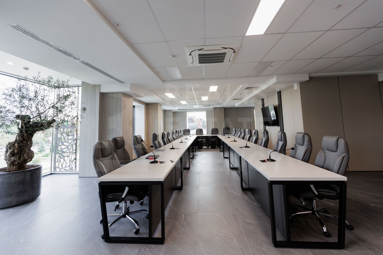 Chirie, oficiu, 990 mp, bulevardul Ștefan cel Mare și Sfânt, Centru - Poză 61